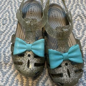 Girls closed toe sparkle croc sandals. Size 12